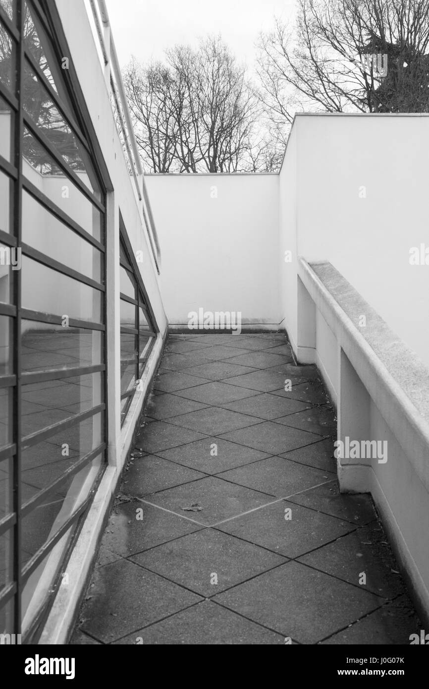 Villa Savoye At Poissy France Modernist Architectural Icon Of Le