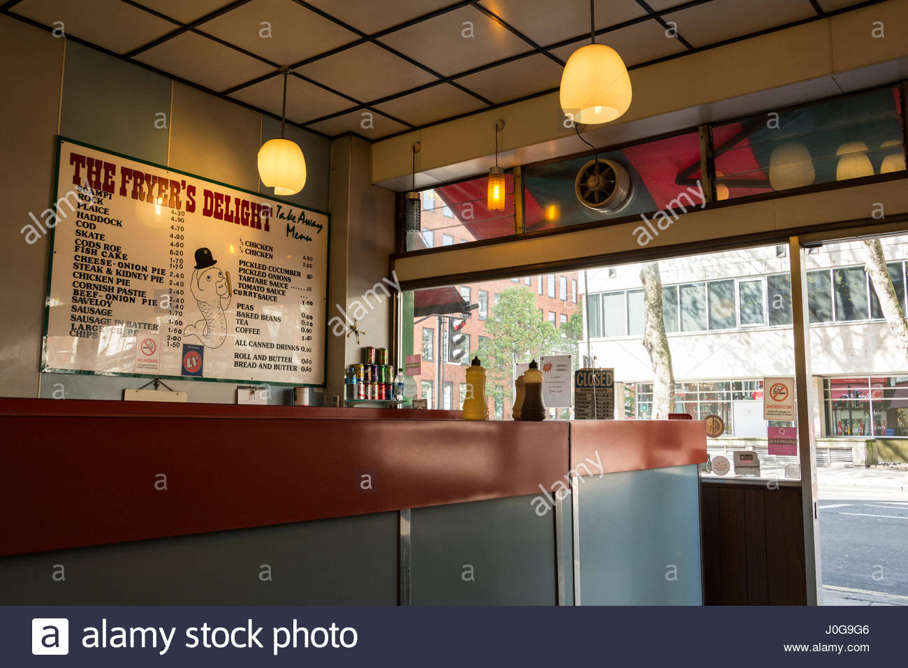 Fish And Chip Shop Counter Stock Photos & Fish And Chip Shop Counter Stock Images Alamy