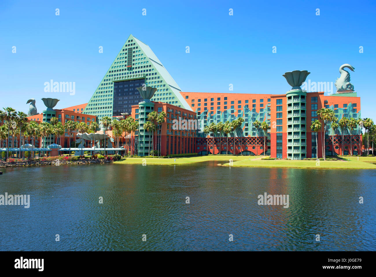 Swan and dolphin hotel hi-res stock photography and images - Alamy