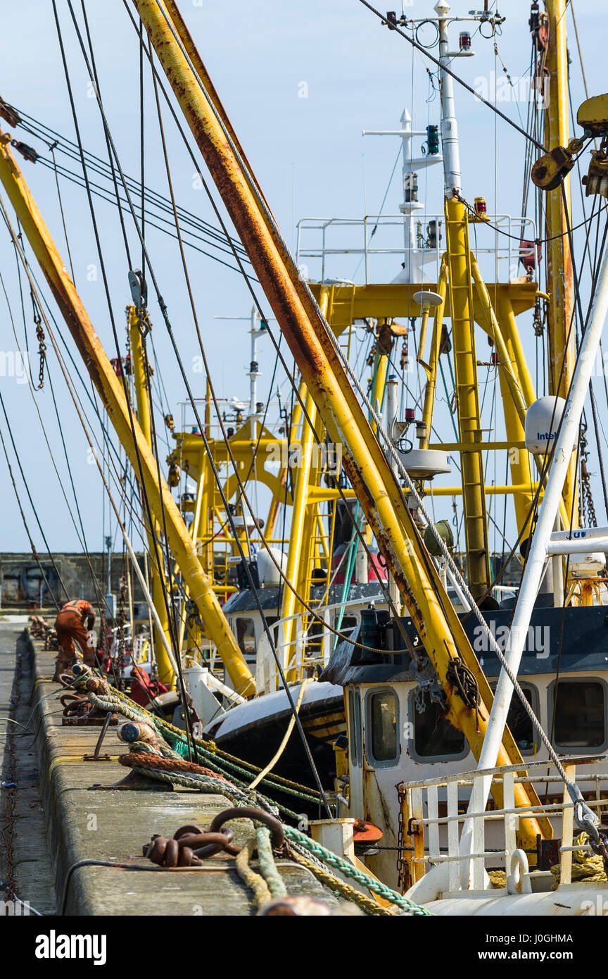 Newlyn Fishing Port Fishing boat Fishing vessel Beam trawler Outrigger booms Rigging Cables Hawsers Fishing fleet Harbour Harbor Tied up Stock Photo