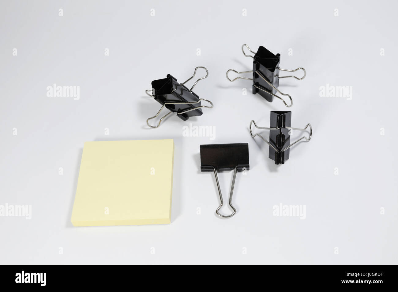 Binder clip, memory note isolated on white background Stock Photo - Alamy