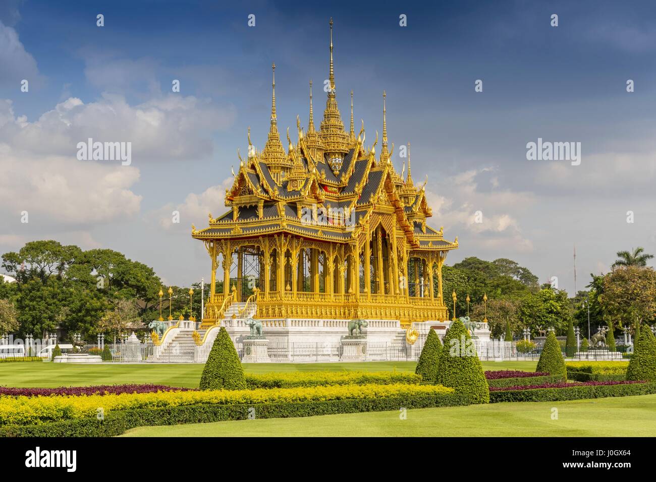 Memorial Crowns of the Auspice, The Borommangalanusarani Pavilion in the area of Ananta Samakhom Throne Hall in Thai Royal Dusit Palace, Bangkok, Thai Stock Photo
