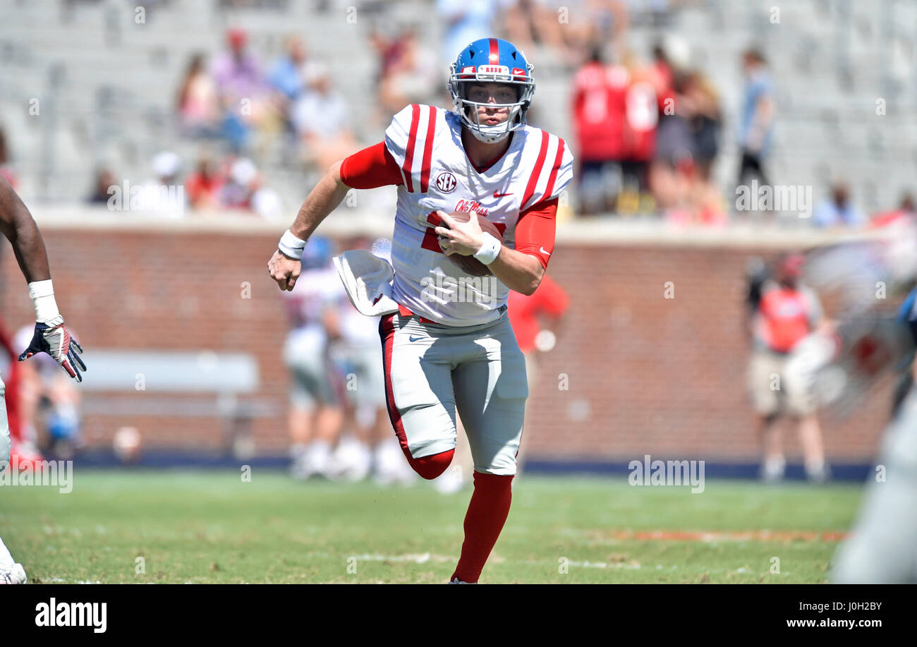 Oxford, MS, USA. 8th Apr, 2017. Red quarterback Shea Patterson runs upfield during the fourth quarter of an NCAA college football spring game at Vaught-Hemmingway Stadium in Oxford, MS. The Red team won 31-29. Austin McAfee/CSM/Alamy Live News Stock Photo