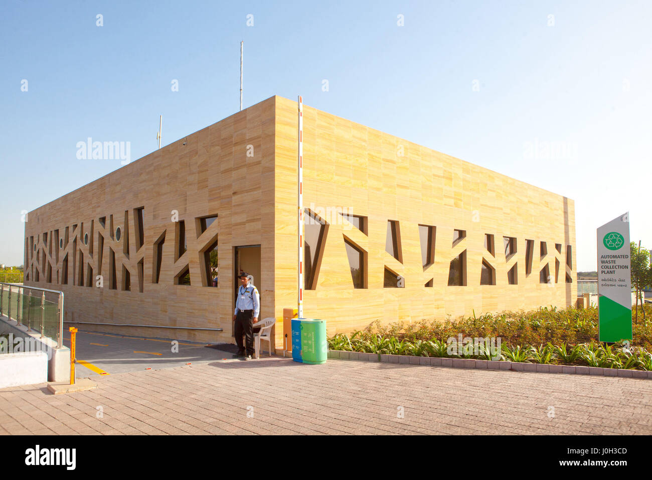 Gift City, Gujarat, India. 20th Mar, 2017. 20 March 2017 - GIFT city, India.A fully automated Waste Management Plant is a unique infrastructure feature of the GIFT city. Credit: Subhash Sharma/ZUMA Wire/Alamy Live News Stock Photo