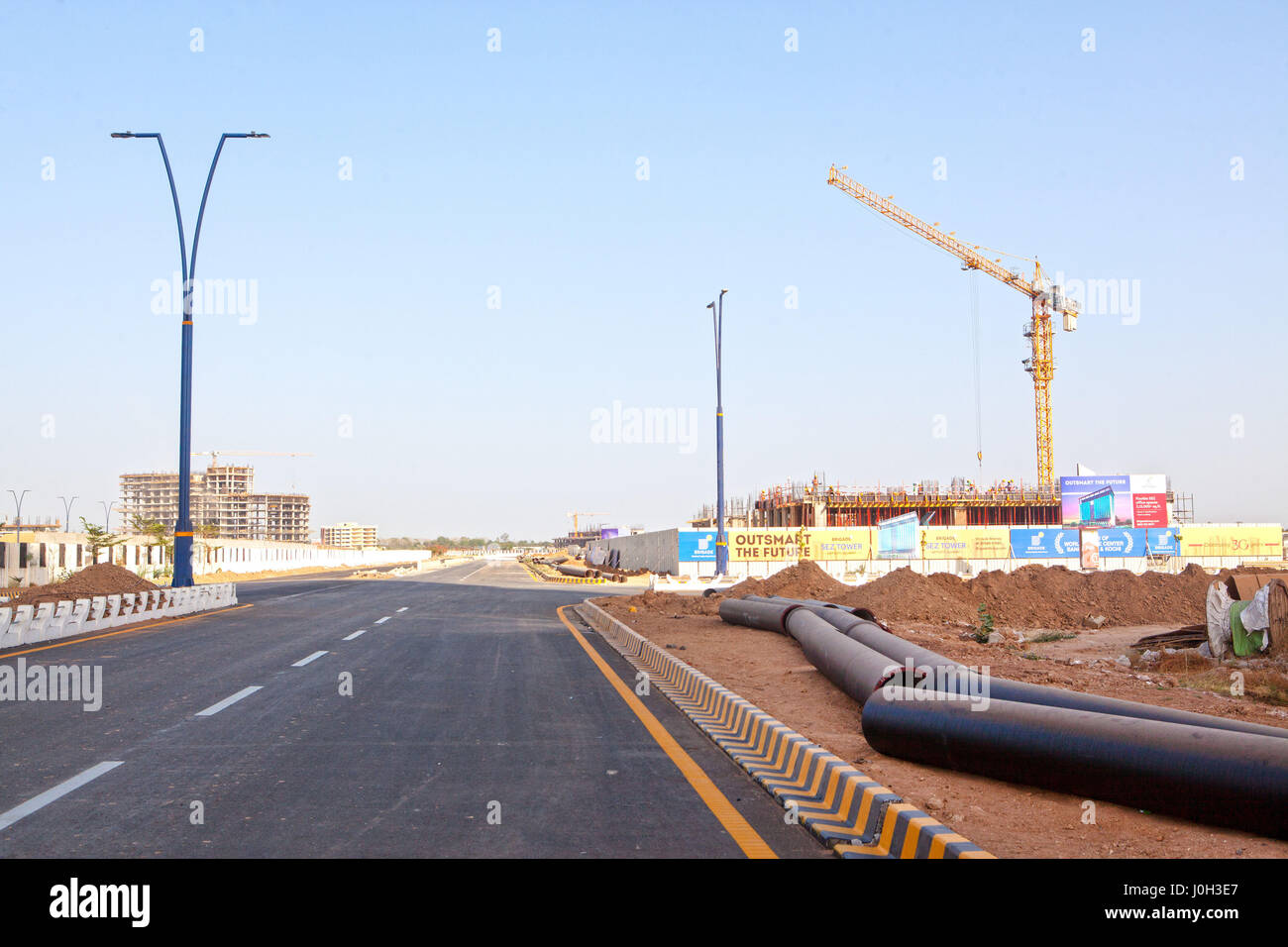 Gift City, Gujarat, India. 20th Mar, 2017. 20 March 2017 - GIFT city, India.Construction of infrastructure & Towers in progress at the GIFT city to House Companies involved in the Financial sector. Credit: Subhash Sharma/ZUMA Wire/Alamy Live News Stock Photo