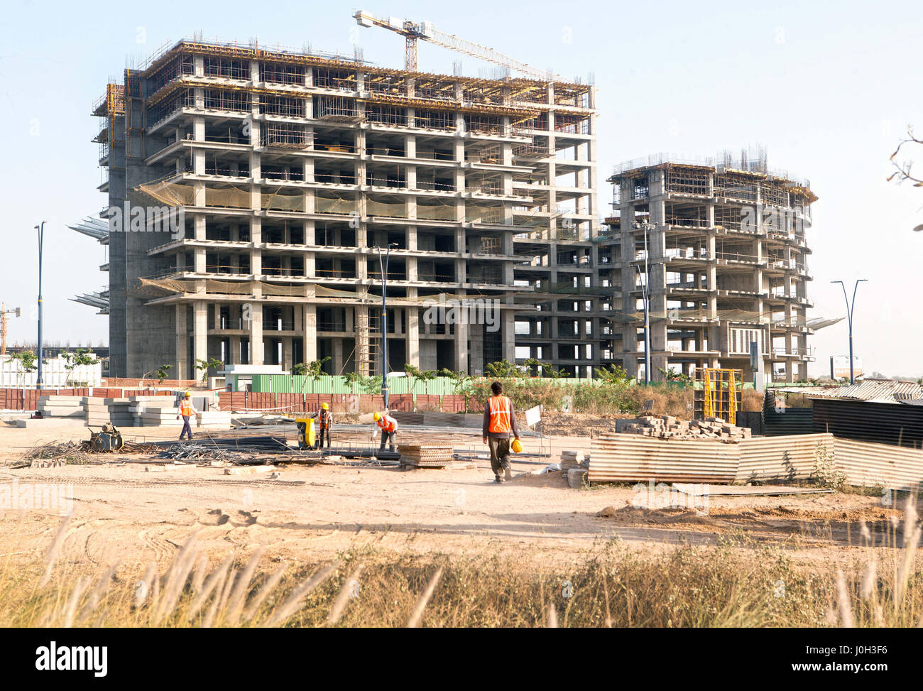 Gift City, Gujarat, India. 20th Mar, 2017. 20 March 2017 - GIFT city, India.Construction of Towers in progress at the GIFT city to House Companies involved in the Financial sector. Credit: Subhash Sharma/ZUMA Wire/Alamy Live News Stock Photo