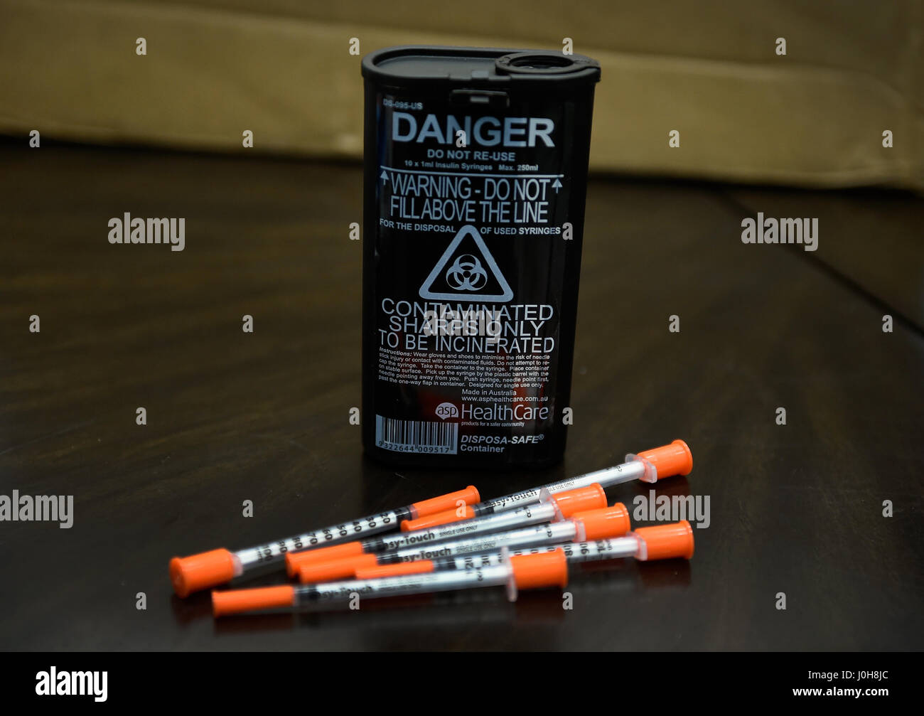 Sharps disposal container hires stock photography and images Alamy