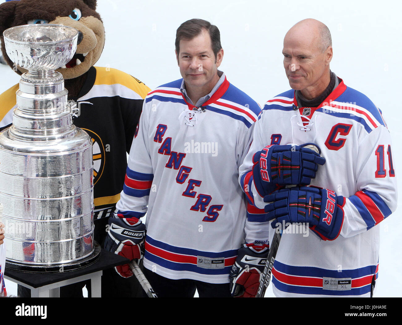 Game 7: Unveiling Hockey Hall of Famer Mark Messier's