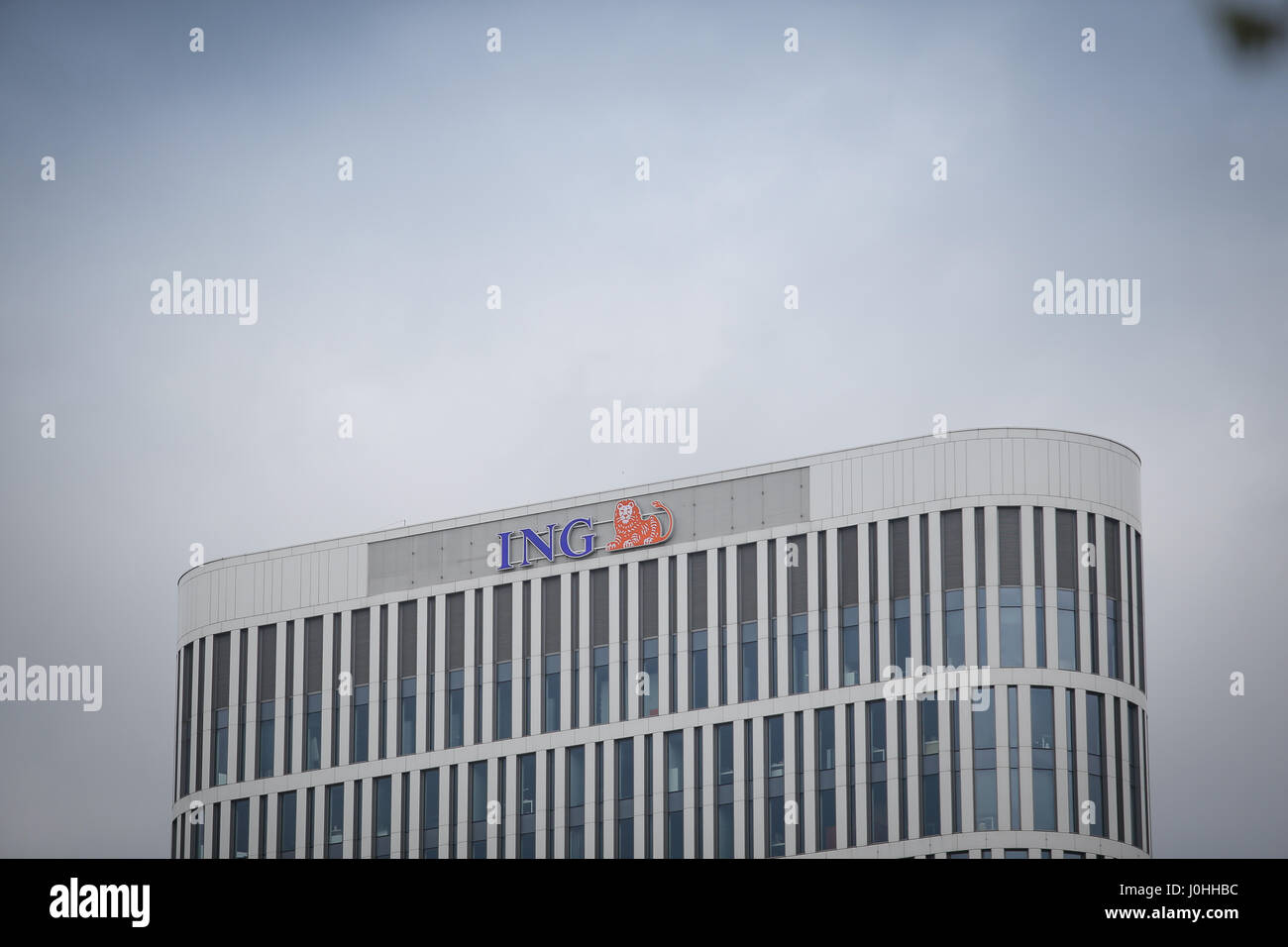 Ing bank building hi-res stock photography and images - Page 3 - Alamy