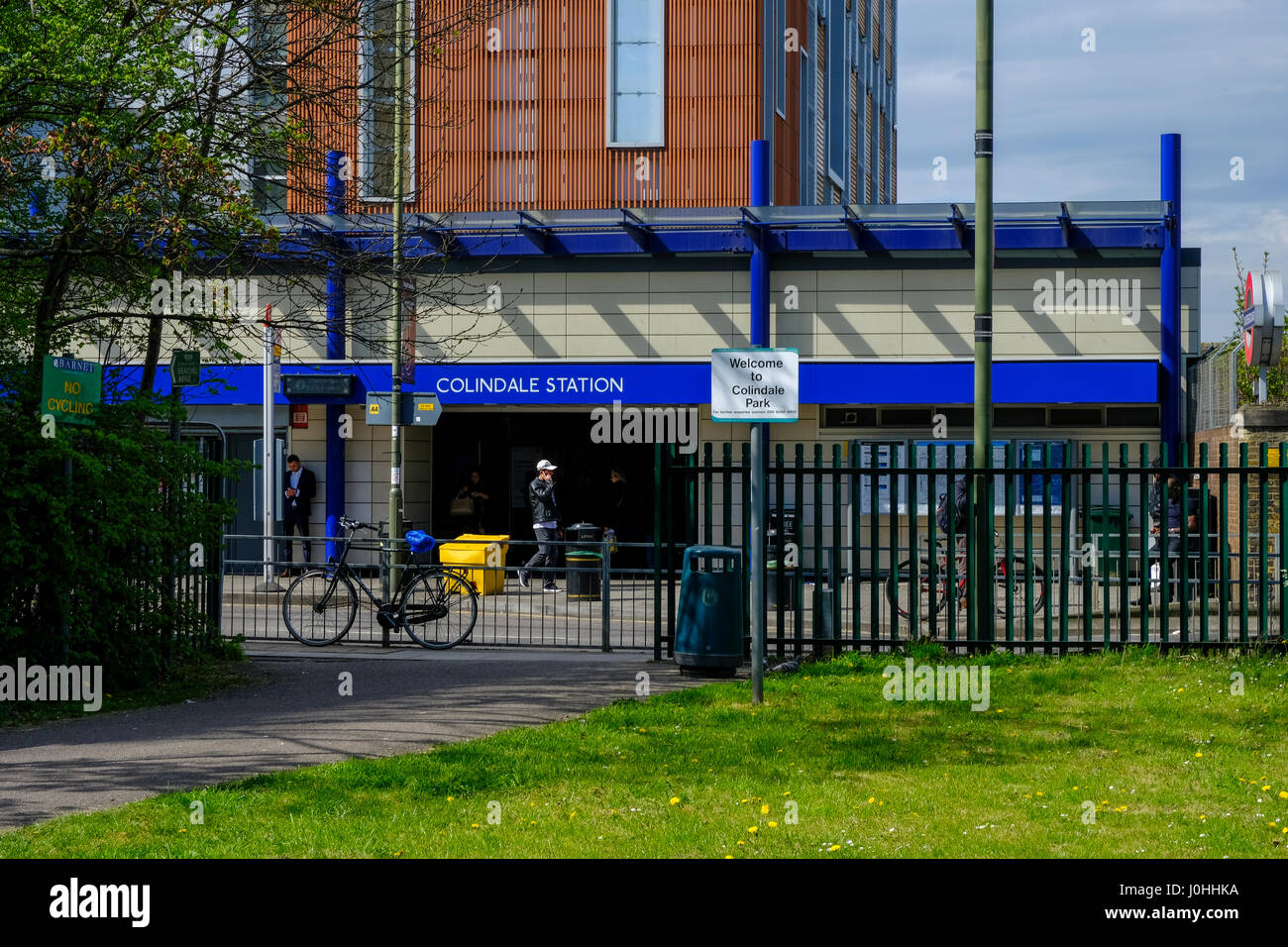 Colindale tube station hires stock photography and images Alamy