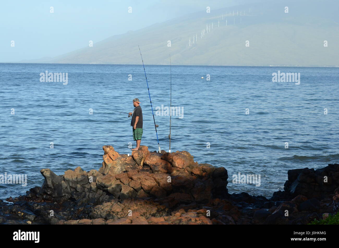 Beach fishing hawaii hi-res stock photography and images - Alamy