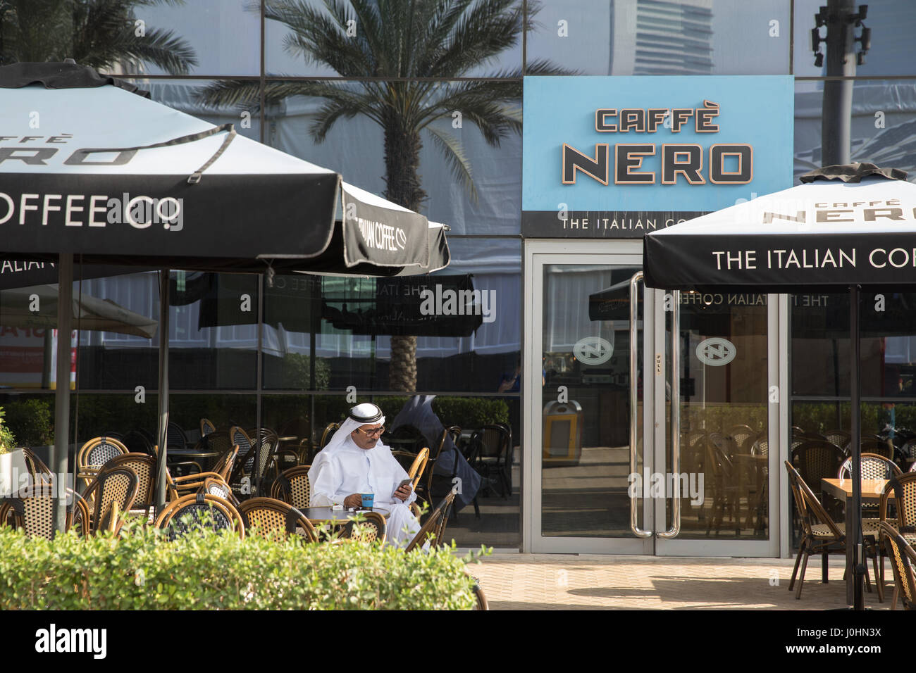 Cafe nero coffee shop hi-res stock photography and images - Alamy