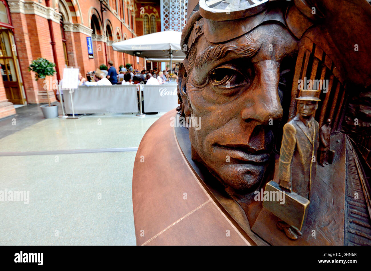 London, England, UK. Stock Photo - London, England, UK. St Pancras Railway Station. Detail from base of the 9m high sculpture 'The Meeting Place' Stock Photo