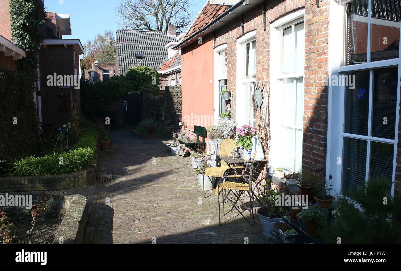 Cozy home in Sint Anthonygasthuis (Saint Antony's Hofje = courtyard with Almshouses), inner city of Groningen, Netherlands. Founded in 1517. Stock Photo