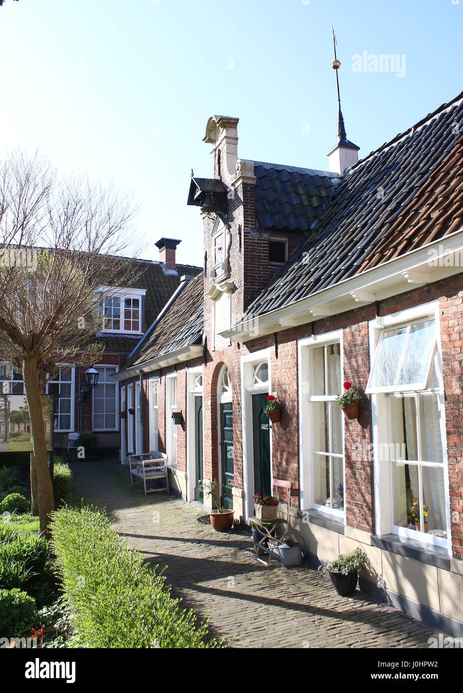 Sint Anthonygasthuis (Saint Antony's Hofje = courtyard with Almshouses), inner city of Groningen, Netherlands. Founded in 1517. Stock Photo