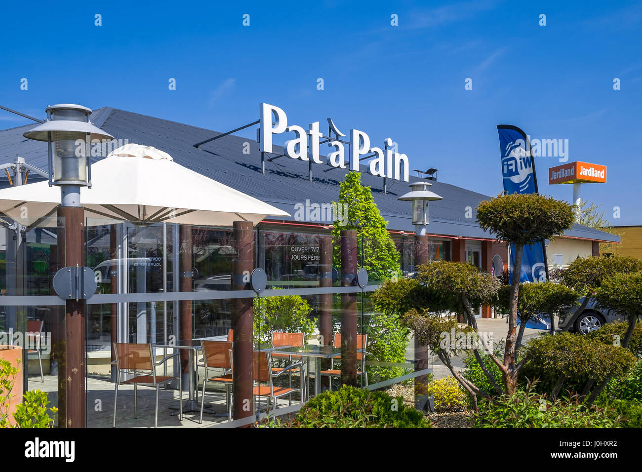 Pat à Pain" restaurant sign, Chatellerault, France Stock Photo - Alamy