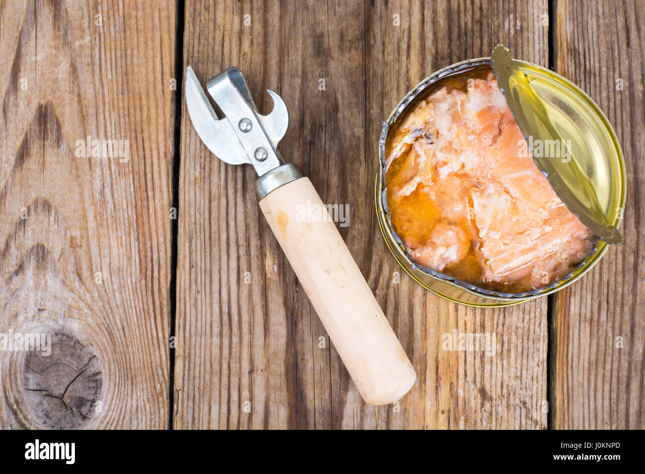 Canned tuna can opener hires stock photography and images Alamy
