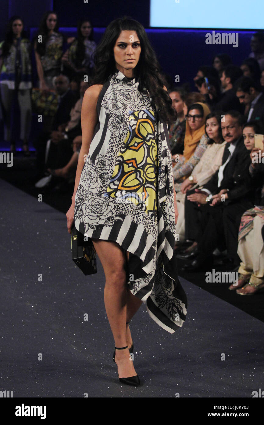 A Pakistani model presents a creation by a famous fashion designer Amina  Sheikh on the first day of Pakistan Fashion Design Council (PFDC) Sunsilk  Fashion Week in Lahore. (Photo by Rana Sajid