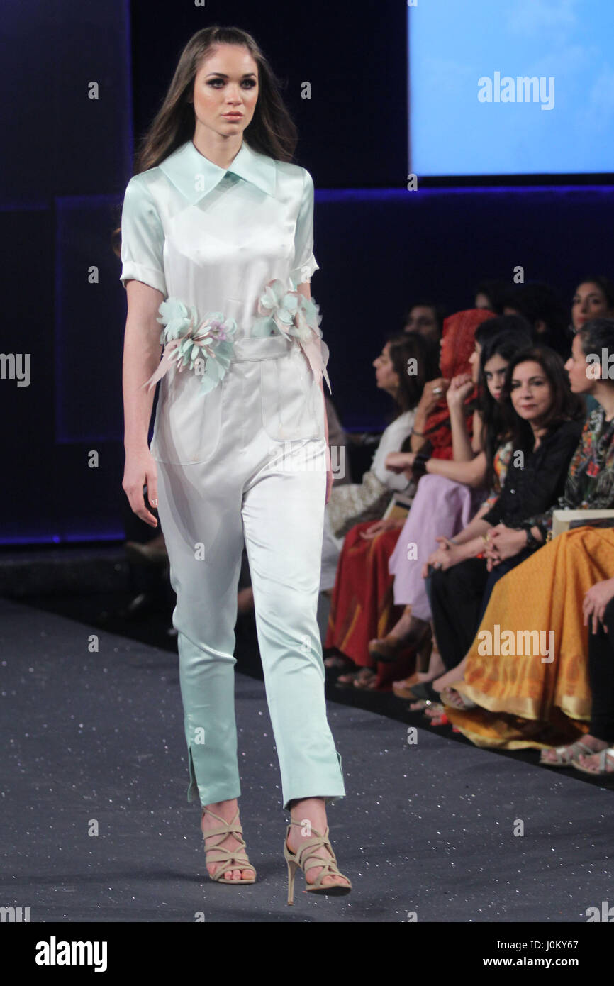 Pakistani Supermodel Lahore, Pakistan. 14th Apr, 2017. A Pakistani model presents a creation ...
