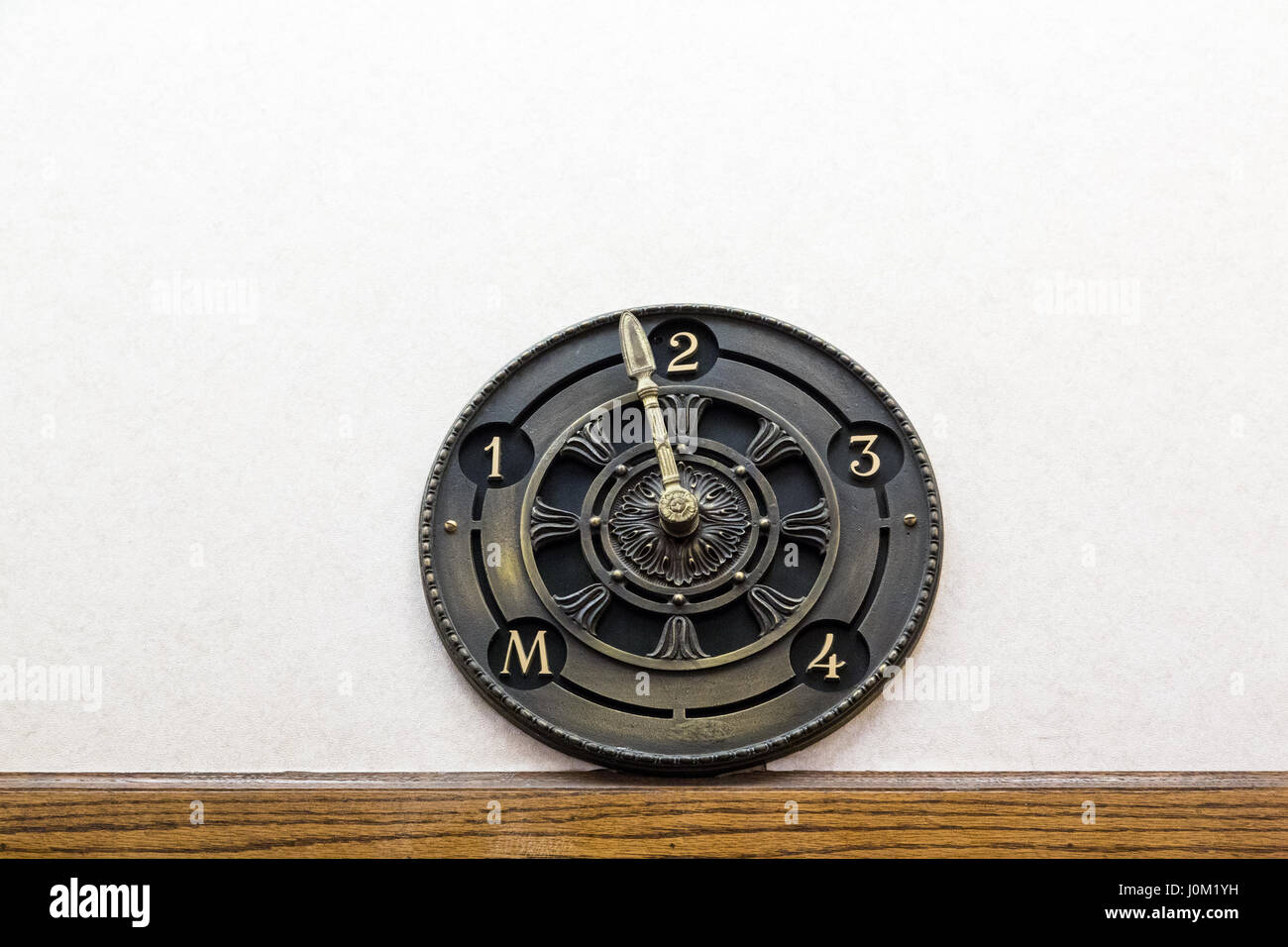Elevator dial indicator hi-res stock photography and images - Alamy