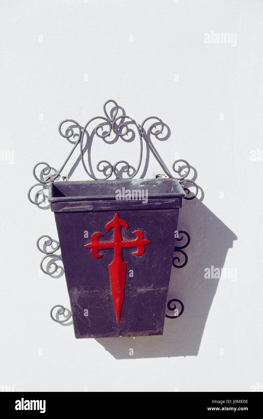 Litter bin. Villanueva de los Infantes, Ciudad Real province, Castilla La Mancha, Spain. Stock Photo