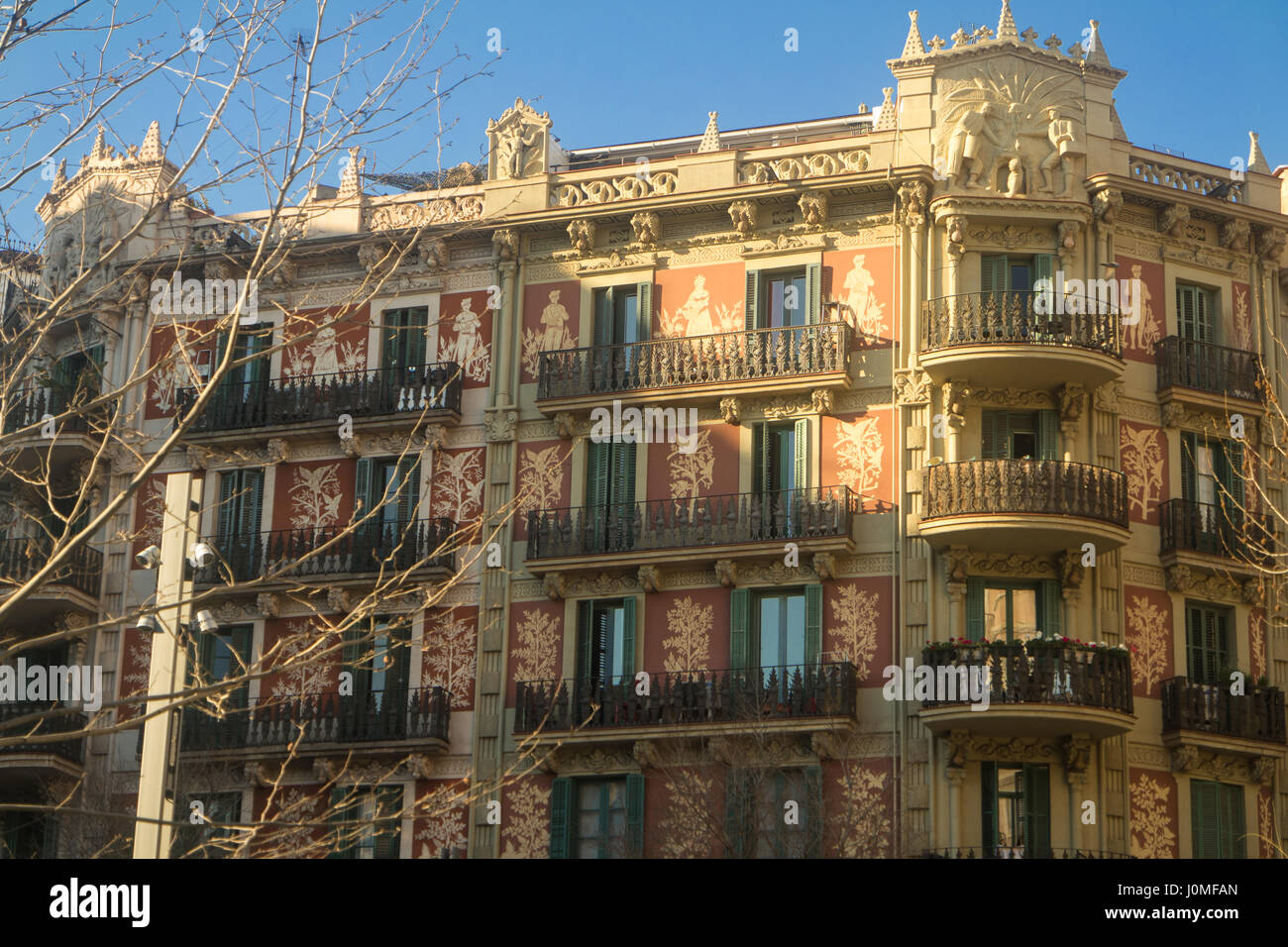 Barcelona heritage building facade Stock Photo - Alamy