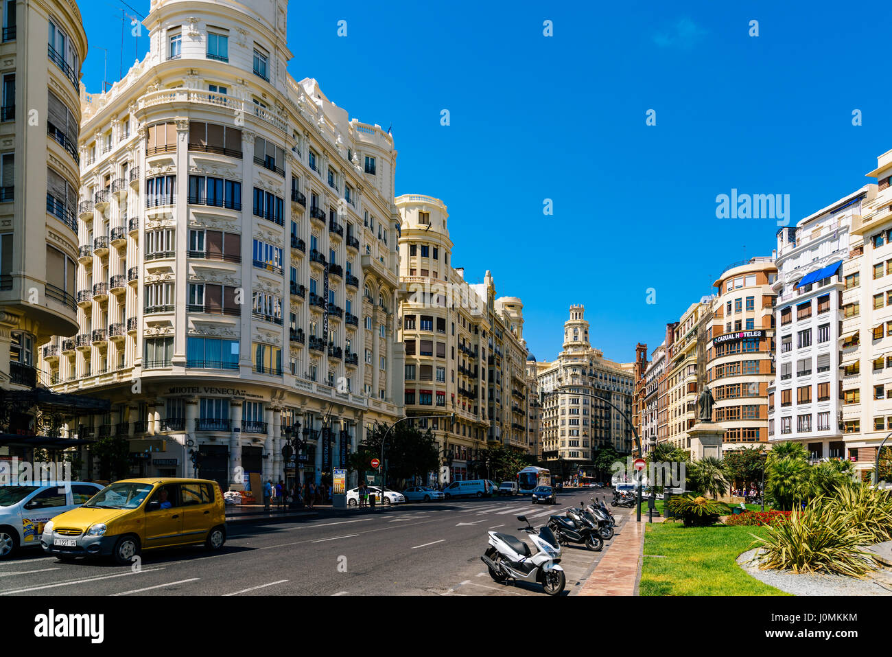 Largest Squares In Europe Hi res Stock Photography And Images Alamy largest-squares-in-europe-hi-res-stock-photography-and-images-alamy
