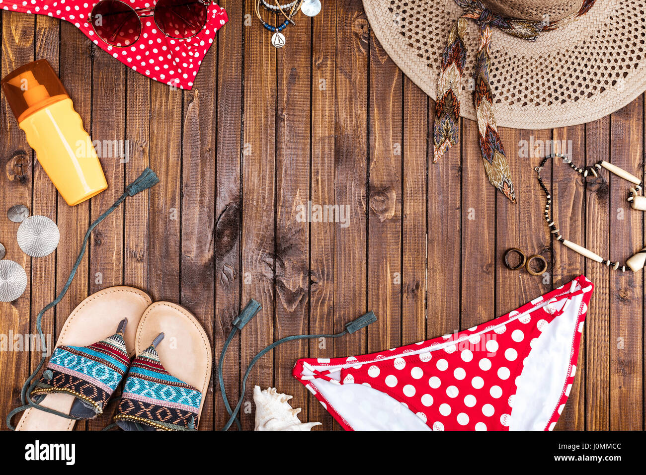 Swimsuit flip flops sunglasses hi-res stock photography and images - Alamy