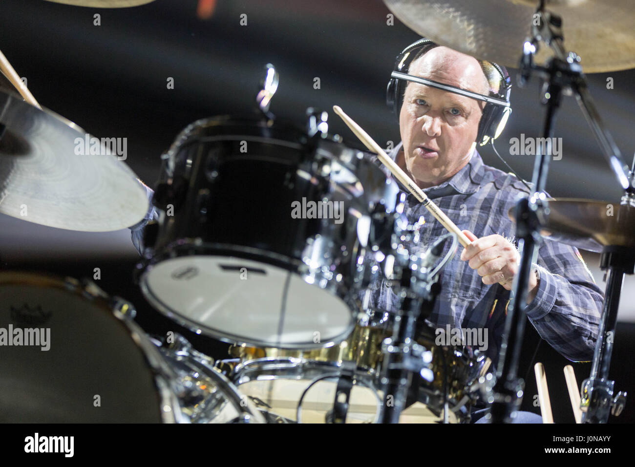 Jack irons drummer hires stock photography and images Alamy