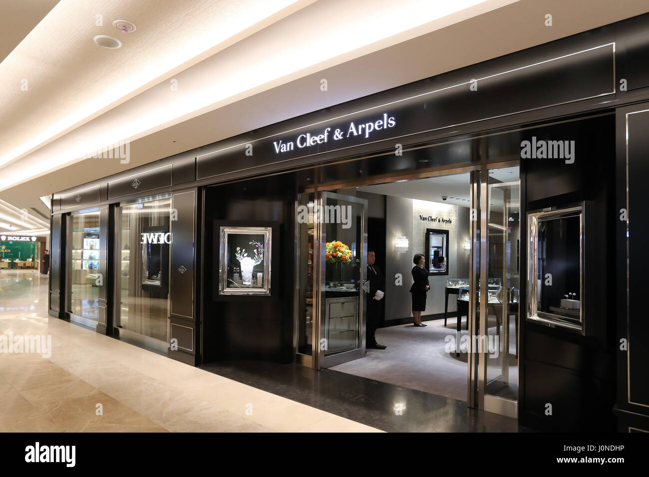 Tokyo, Japan. 14th Apr, 2017. A French jeweler "Van Cleef and Arpels" is displayed at a press