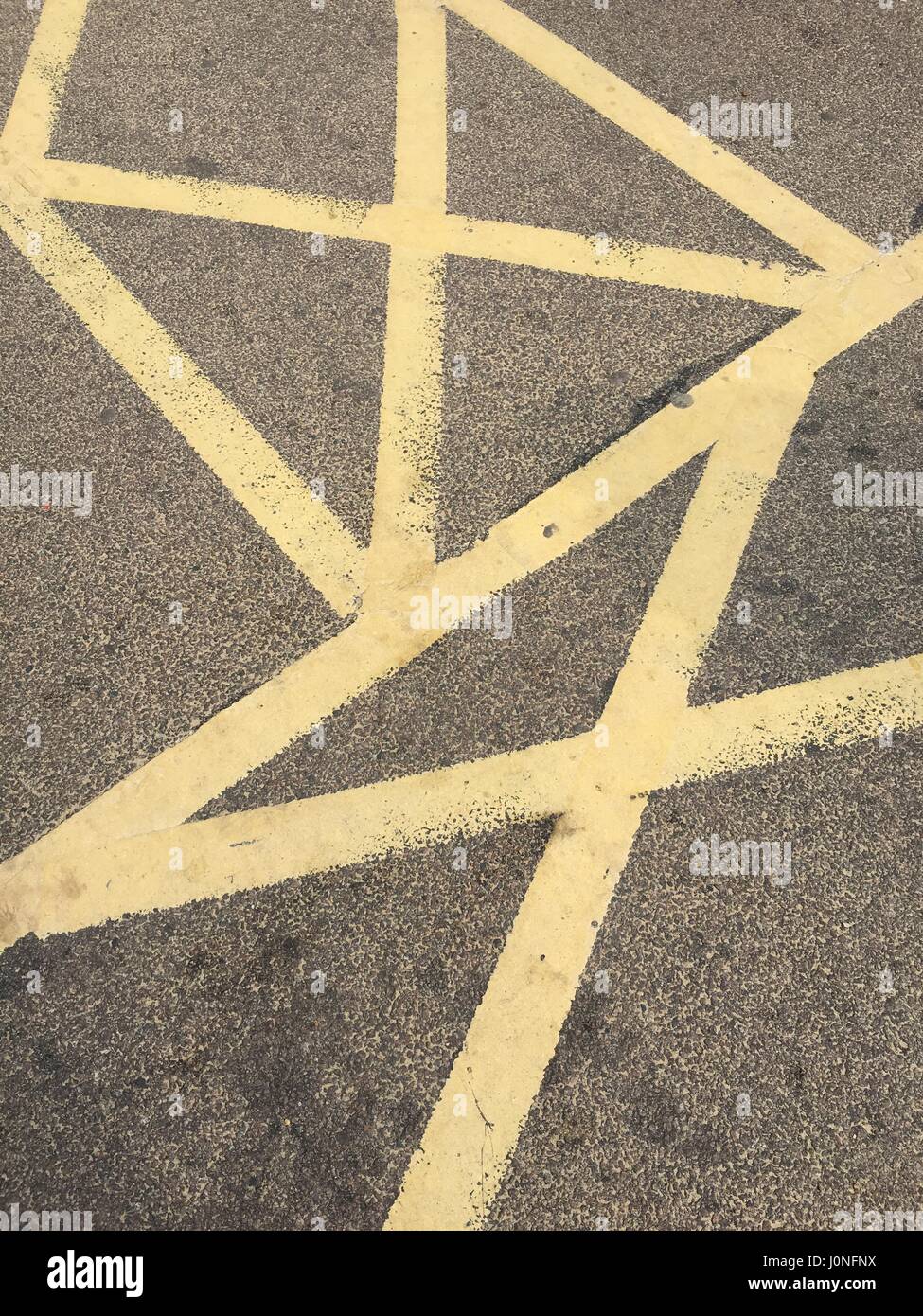 Yellow grid markings hires stock photography and images Alamy