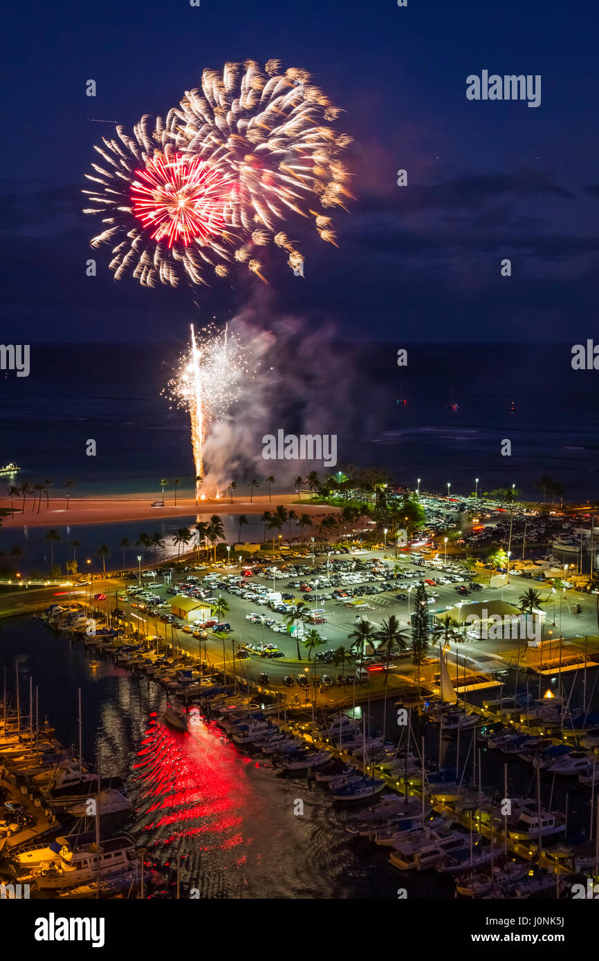 Fireworks at Waikiki, Oahu, Hawaii, USA Stock Photo Alamy