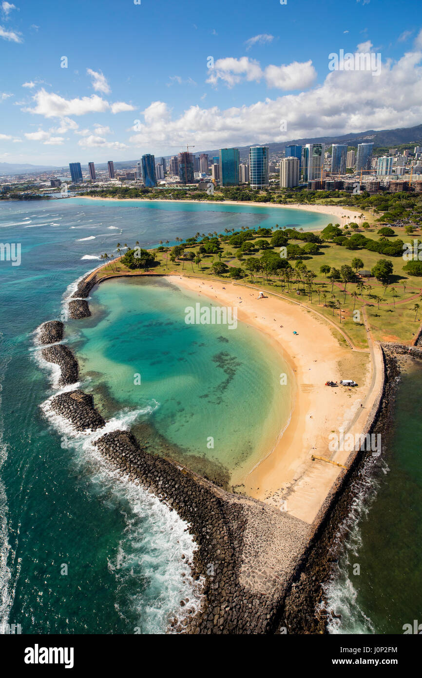Magic Island, Ala Moana Beach Park, Honolulu, Oahu, Hawaii Stock Photo -  Alamy