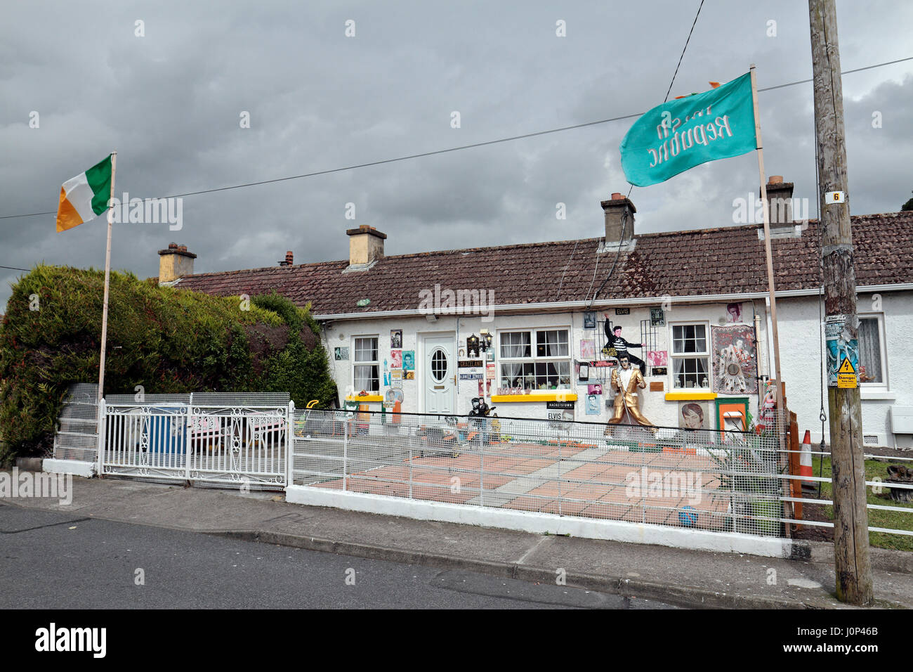 Elvis memorabilia hires stock photography and images Alamy