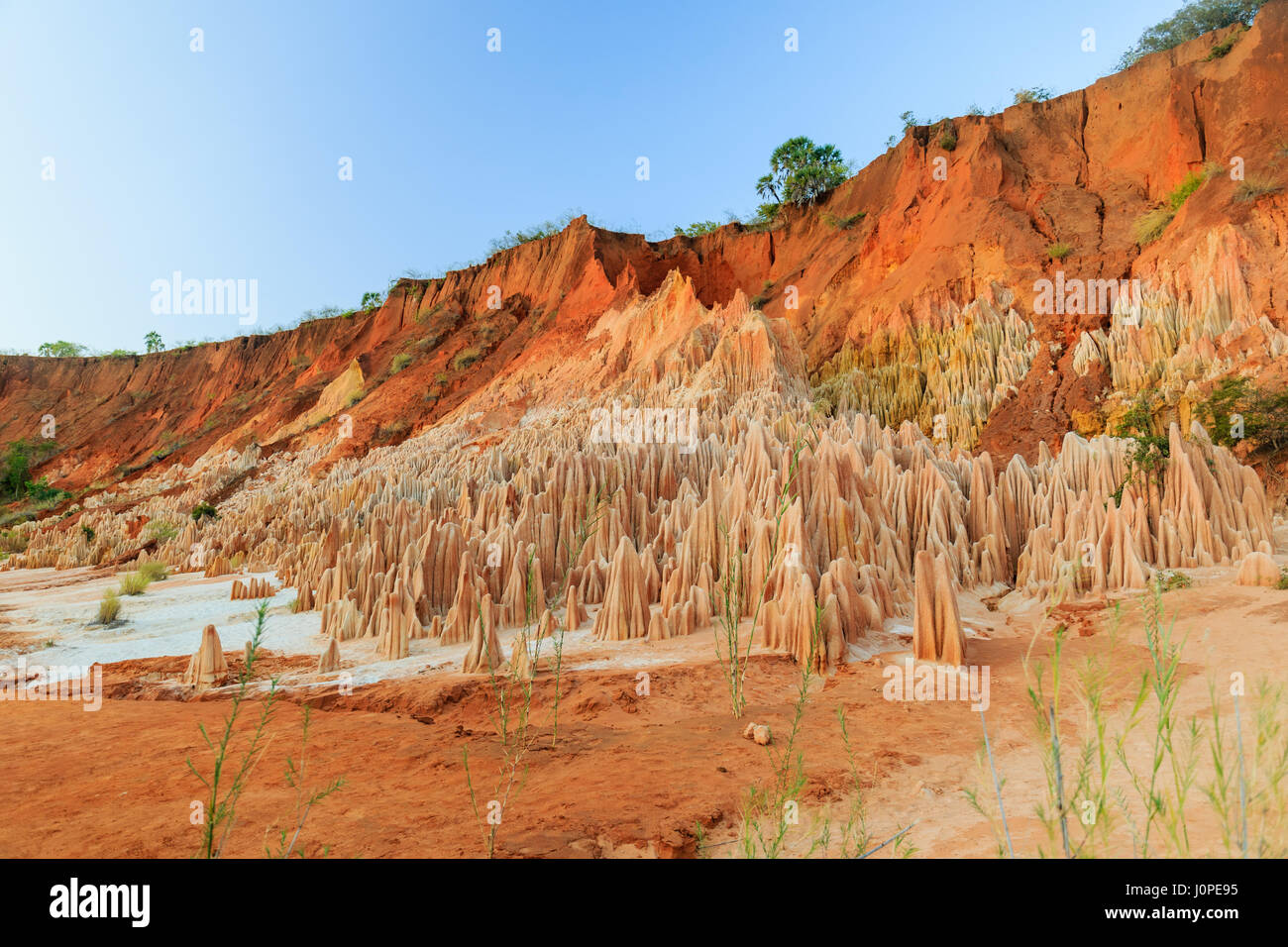 The Tsingy Rouge (Red Tsingy) is a stone formation of red laterite