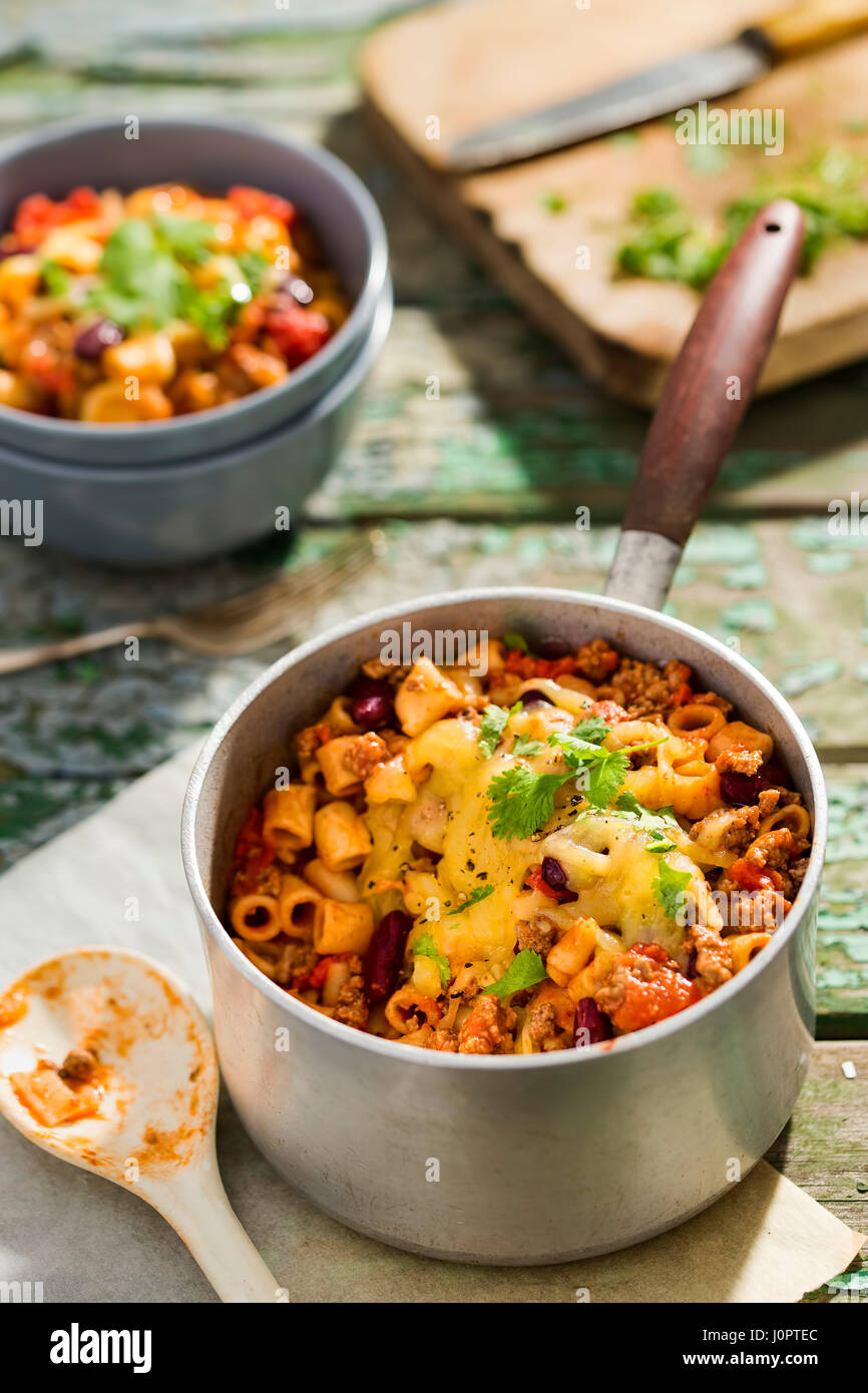 Chilli mac and cheese Stock Photo Alamy