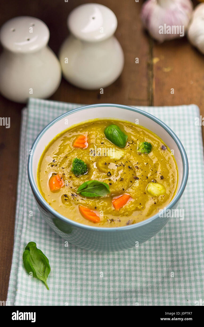 Cream vegetable soup Stock Photo - Alamy