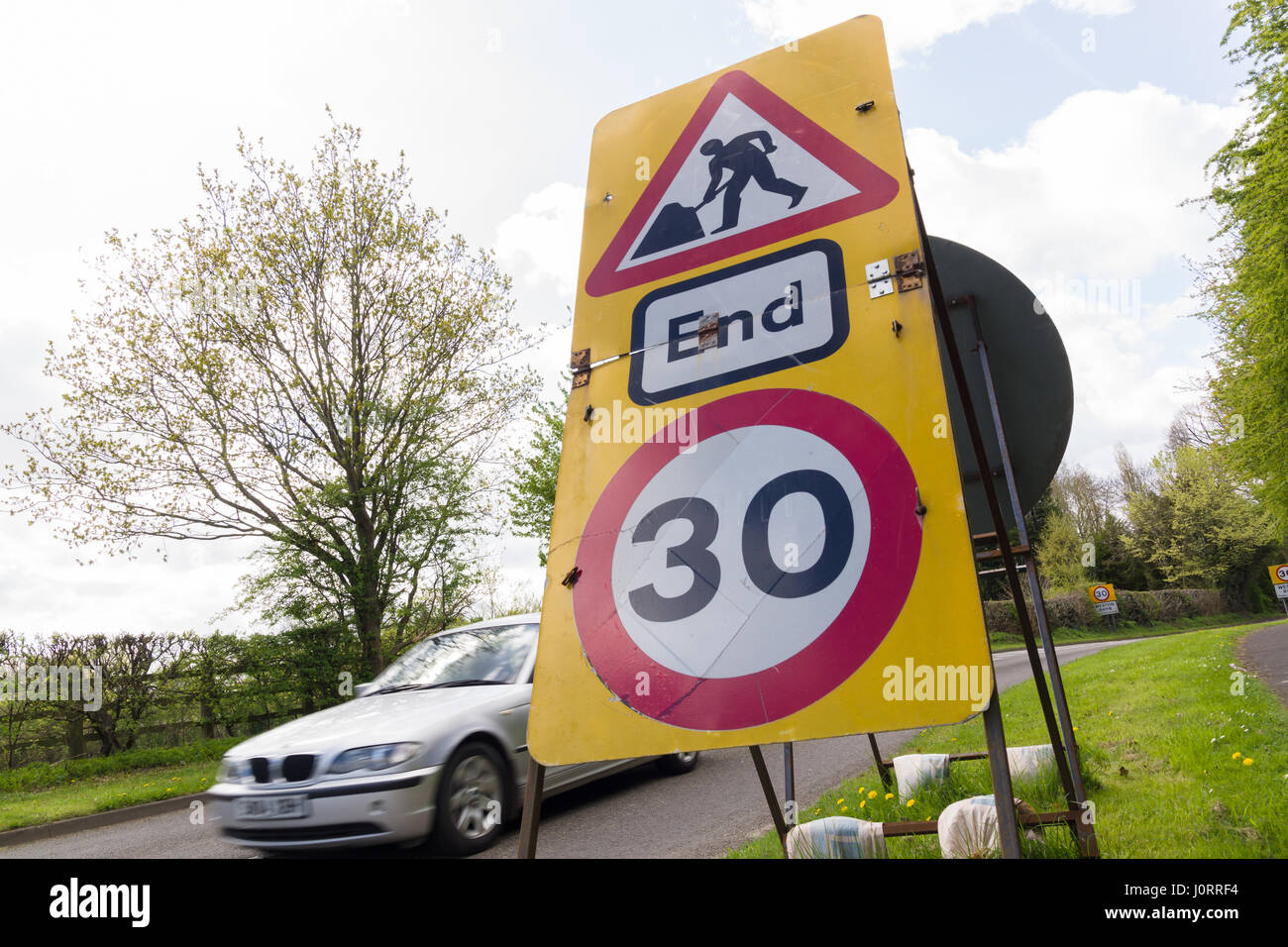 Gledrid, Shropshire, United Kingdom. 15th April, 2017. Traffic negotiates the long term safety works on the the roundabout in Gledrid on the A5 / A483 the main route from Shropshire England in to North Wales. The works have created delays and tail backs for Easter holiday traffic driving in to Wales and are due for completion in June 2017. Credit: David Pimborough/Alamy Live News. Stock Photo