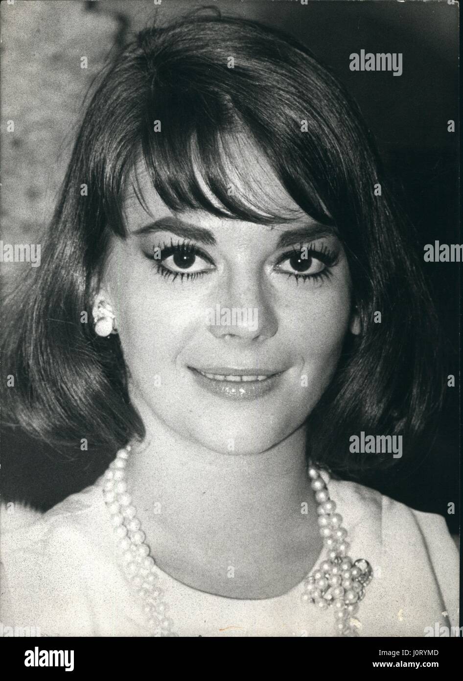 Nov. 11, 1981 Cars & Trucks in Falkland Islands Capital Port Stanley