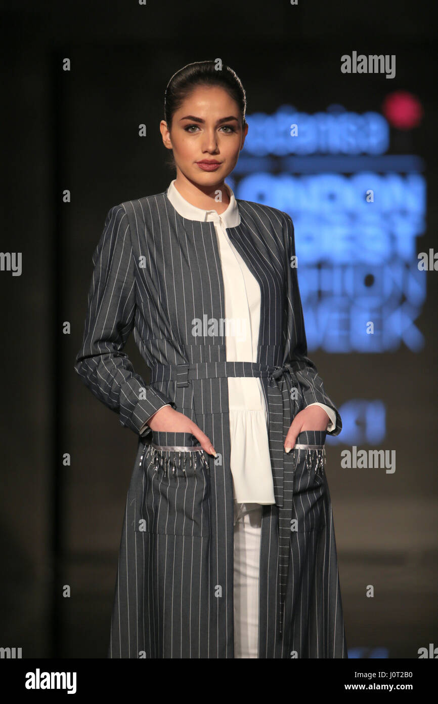 Muslim Fashion Show Stock Photos & Muslim Fashion Show 