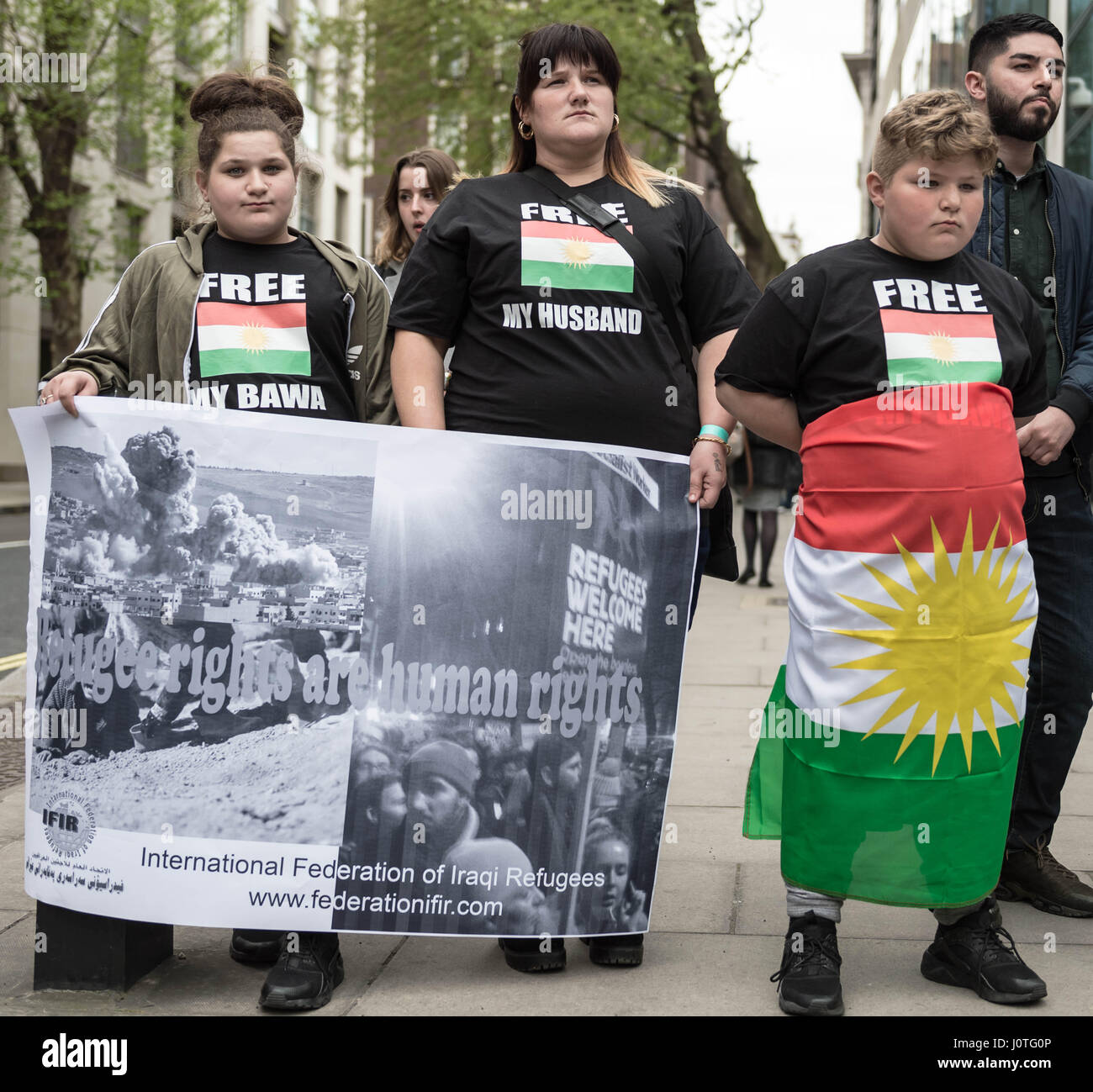 Iraq Commiunity London, UK. 13th April, 2017. Members of the UK's Iraqi community and ...