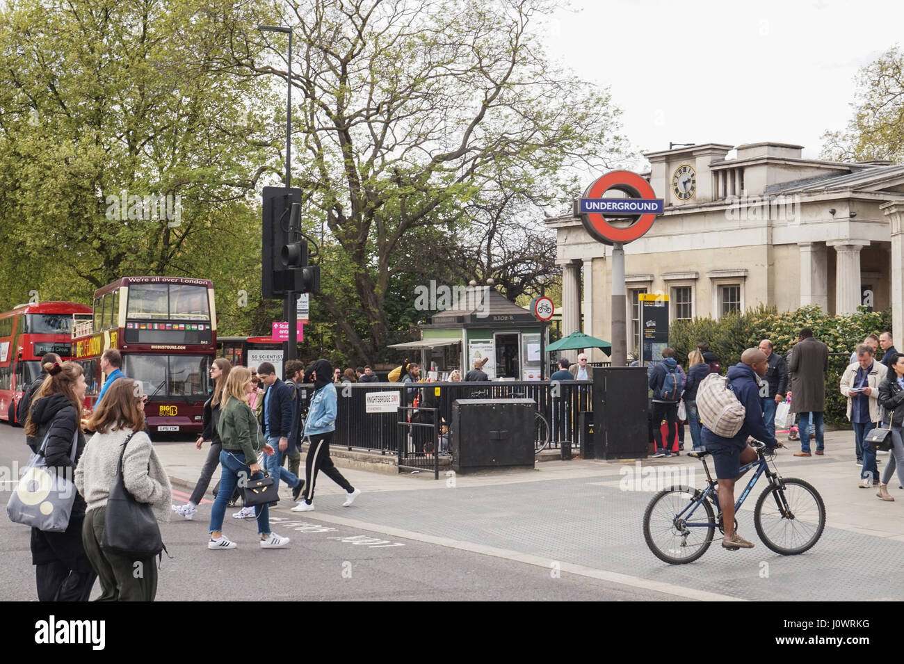 Hyde park corner tube hires stock photography and images Alamy