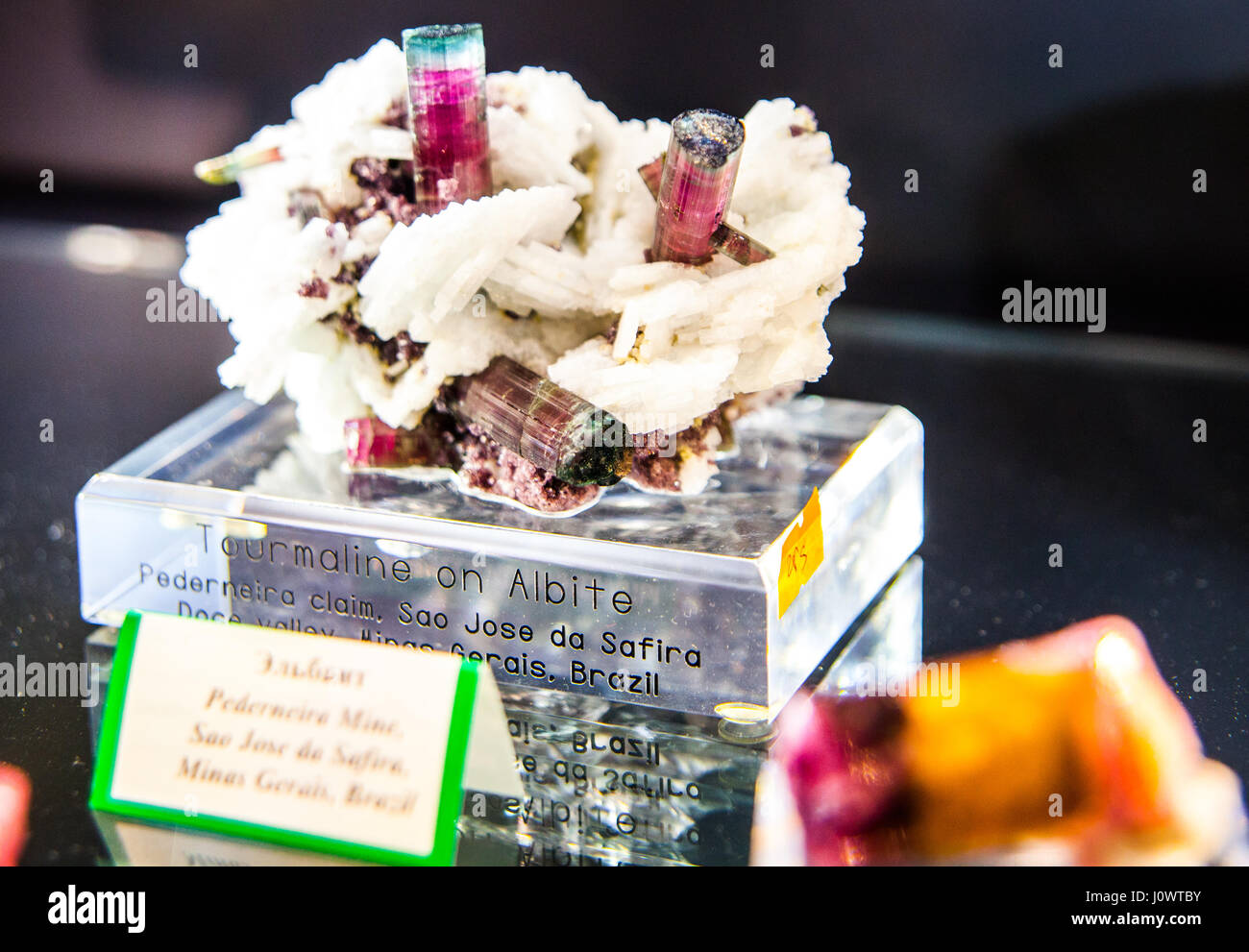 rocks and minerals Stock Photo - Alamy