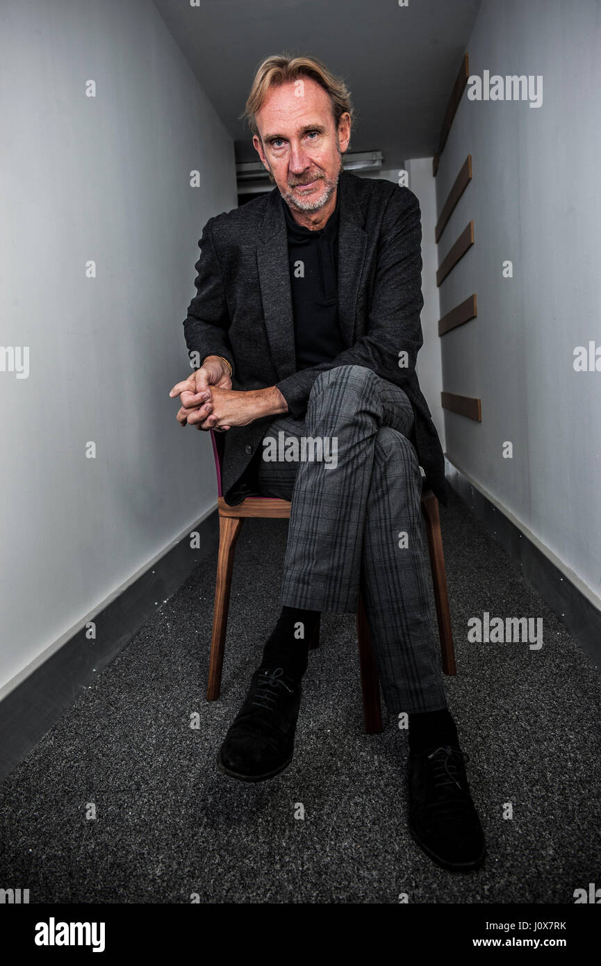 Mike rutherford hires stock photography and images Alamy
