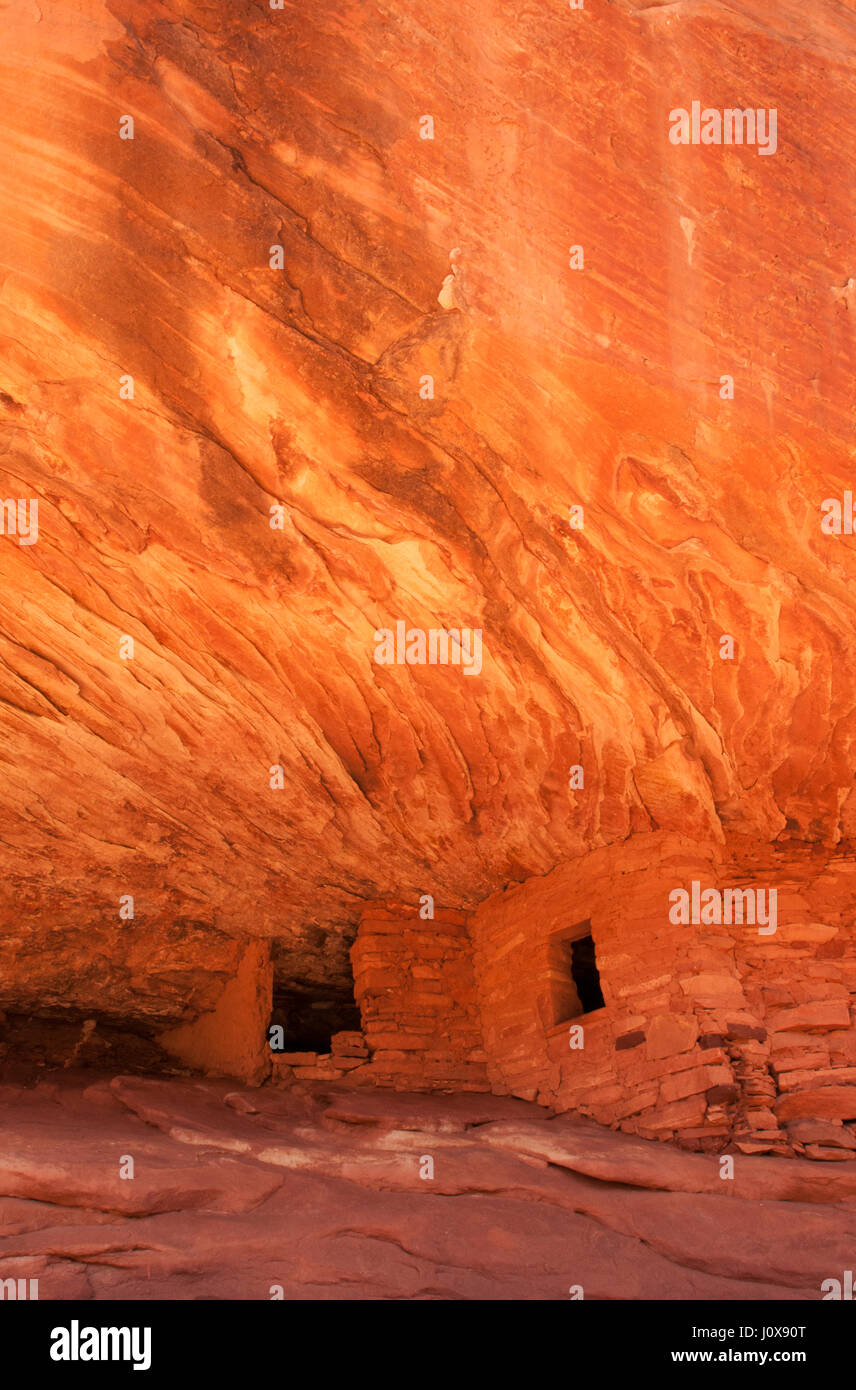 Utah; Cedar Mesa; Mule Canyon; "House on Fire" ruins; Anasazi (Pre