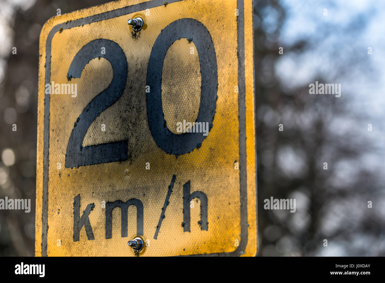 Km H Speed Limit Sign High Resolution Stock Photography And Images Alamy