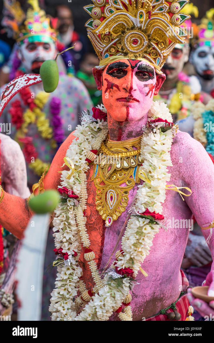 Body painting festival hi-res stock photography and images - Alamy