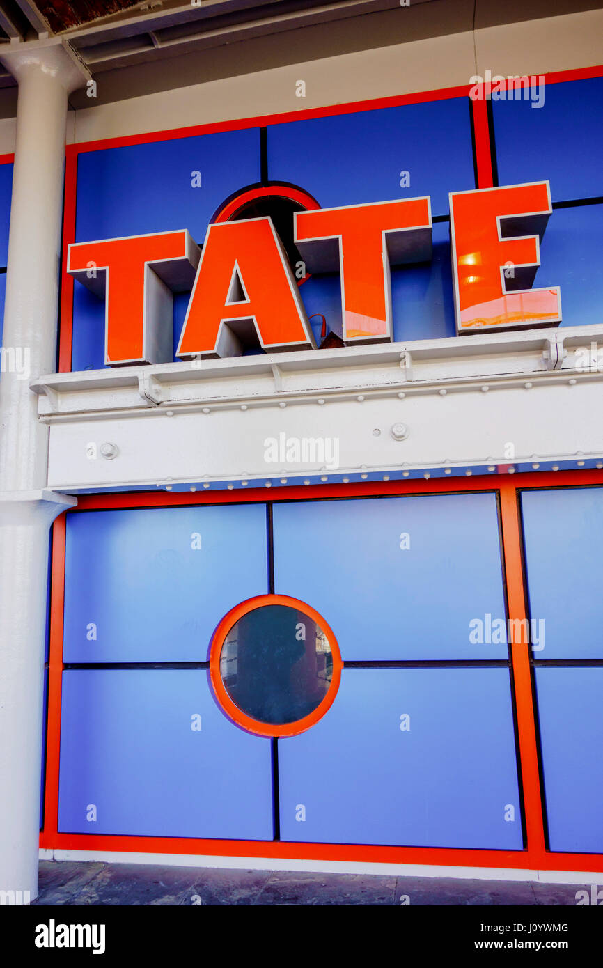 Exterior of Tate Liverpool Art Gallery, Albert Docks, Liverpool. Stock Photo