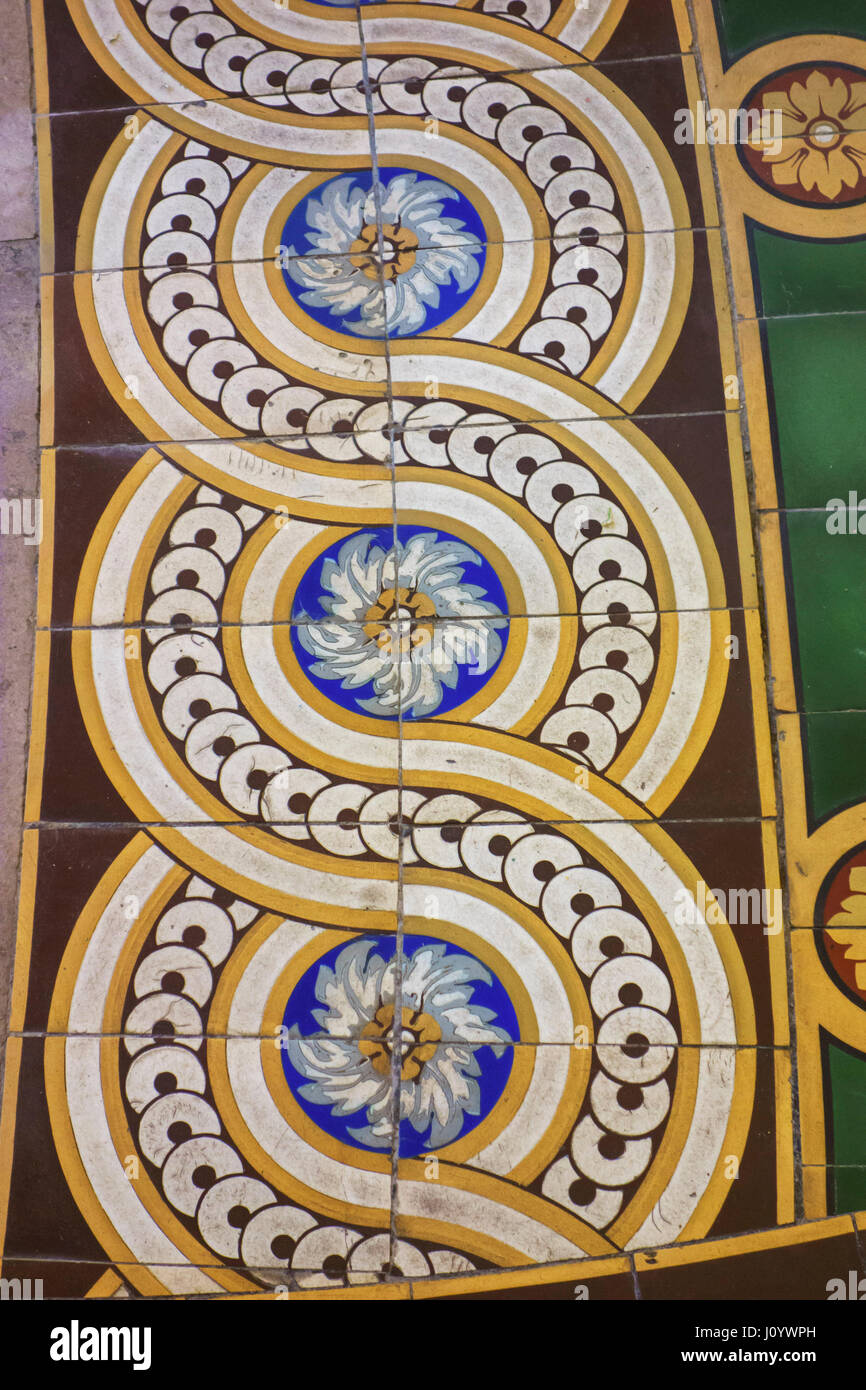 St George's Hall Liverpool. Detail of the Minton Tiled floor of the Great Hall. An encaustic tiled floor of more than 30,000 handcrafted tiles. Stock Photo