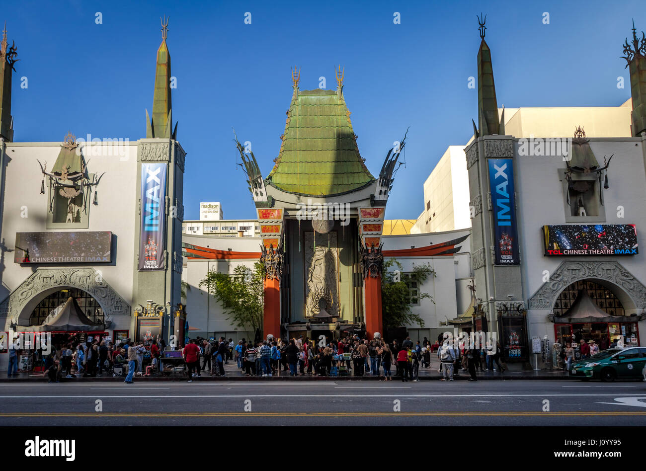Graumans Chinese Theater On Hollywood Boulevard Los Angeles California J0YY95 